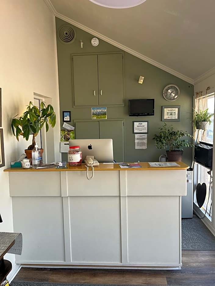 Woodland Motel