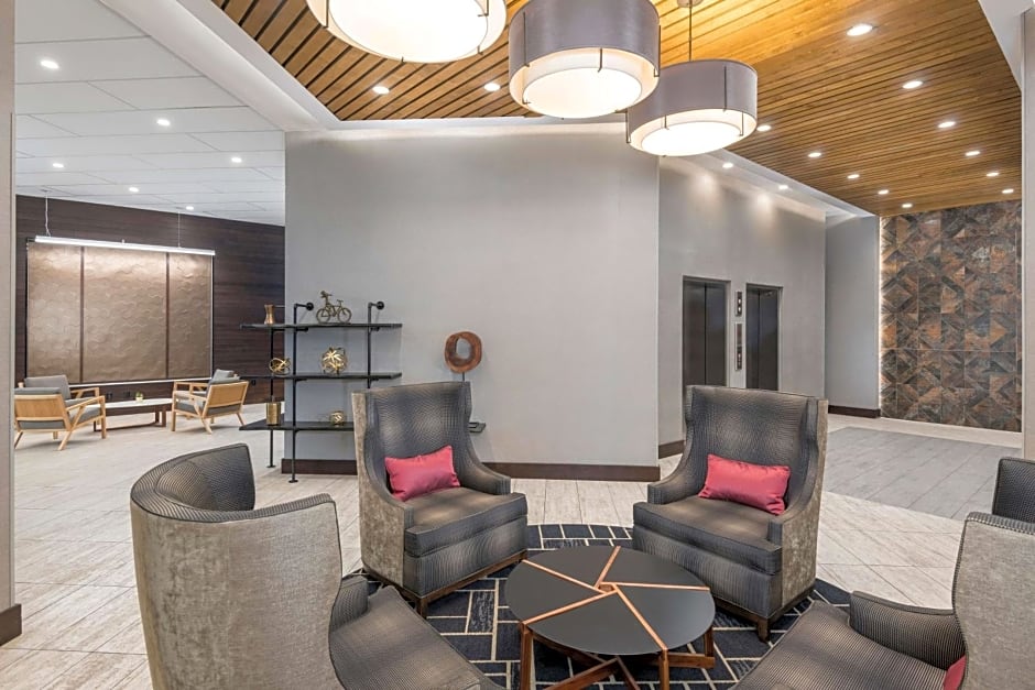 Hyatt Place Greenville Downtown