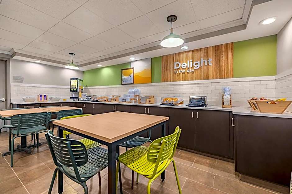 Spark by Hilton Clarks Summit