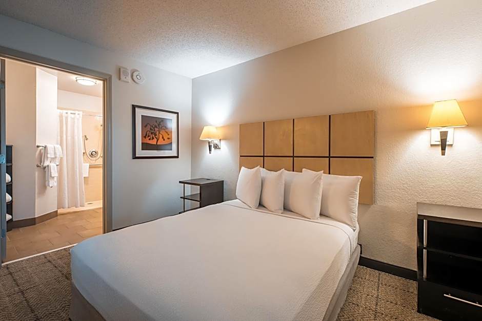Sonesta Simply Suites Dallas Richardson