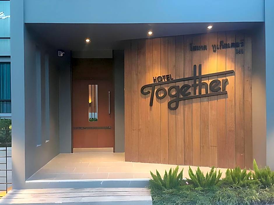 Hotel Together