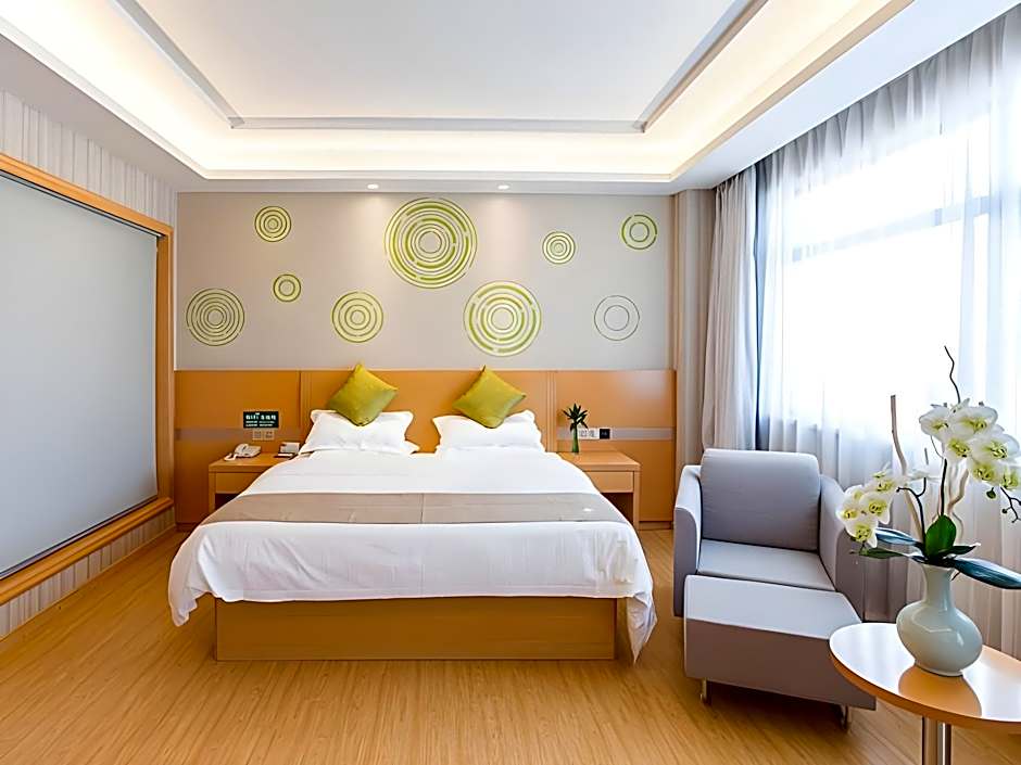 GreenTree Inn Fuyang Linquan County Economic Development Zone Xingye Road Branch