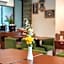 Loji Hotel