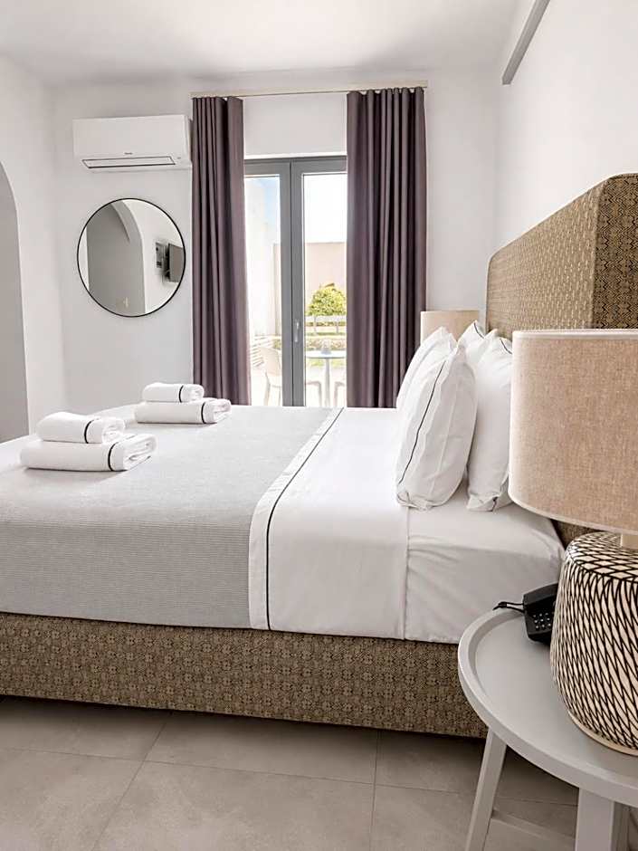 Quattro Luxury Boutique Suites