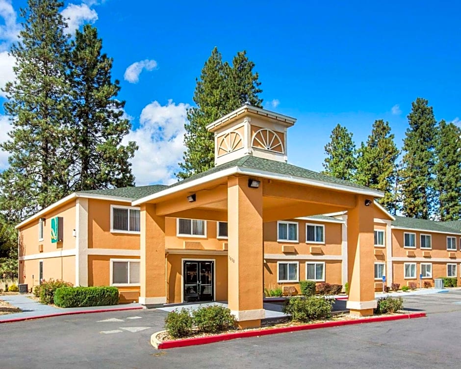 Quality Inn & Suites Weed - Mount Shasta