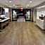 Hampton Inn By Hilton And Suites Las Vegas Airport