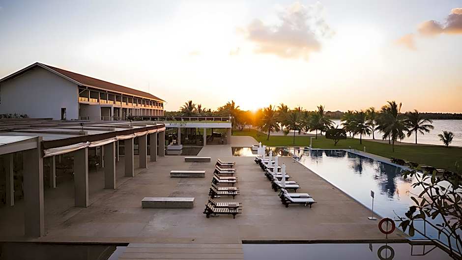 Amaya Beach Pasikudah