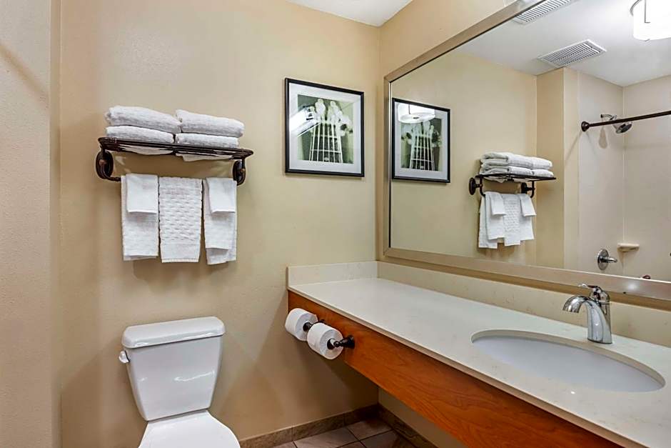 Best Western Plus Tuscumbia/Muscle Shoals Hotel & Suites