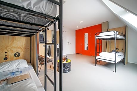 Private 6 Bed Dormitory En-Suite