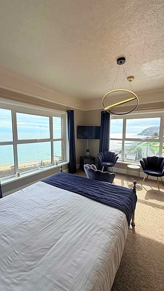 Channel View Hotel