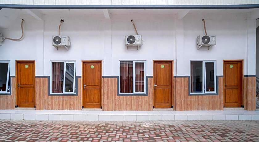 Urbanview Hotel Sky Batu Malang by RedDoorz