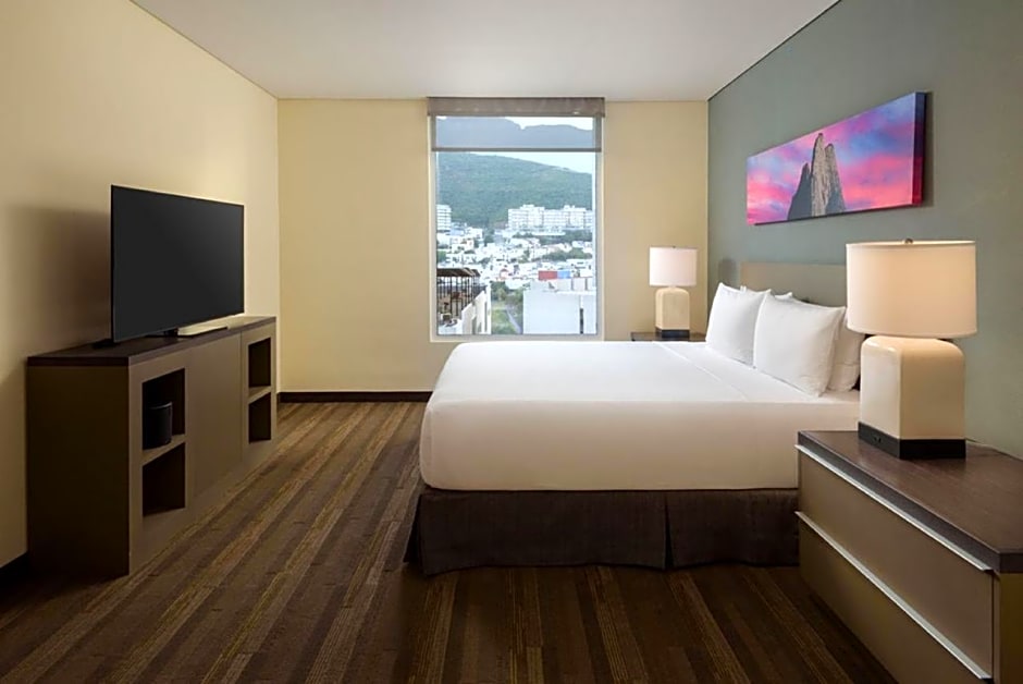 Hyatt House Monterrey Valle
