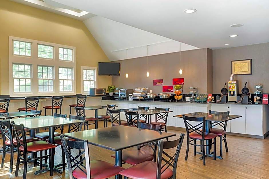 Best Western Plus Cold Spring