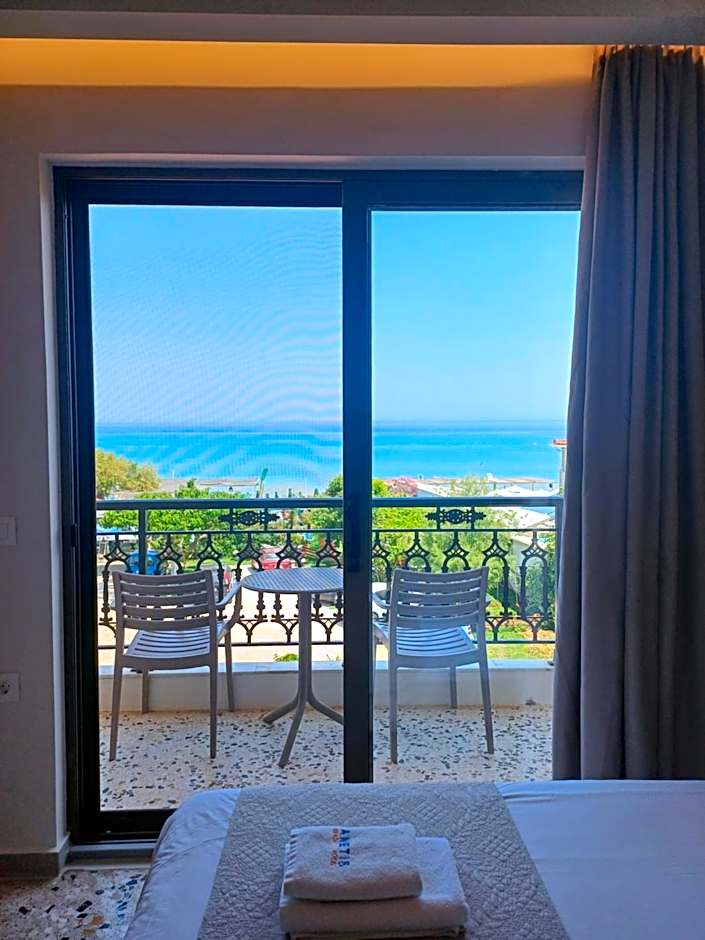 Anetis Beach Hotel