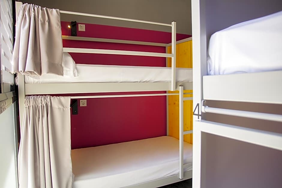 room00 Valencia Hostel