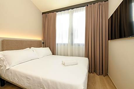 Classic Double Room - Non-Smoking