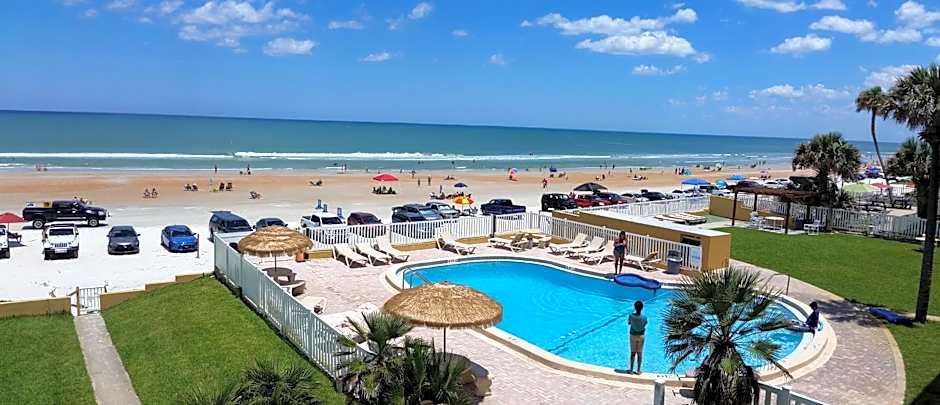 Driftwood Beach Motel