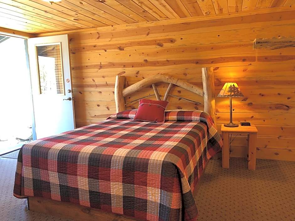 Mountain View Lodge & Cabins