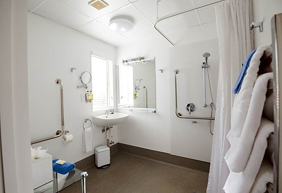 Radfords on the Lake