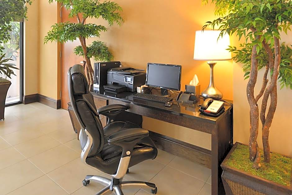 Holiday Inn Montgomery Airport South by IHG