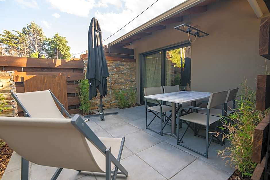 Sylvia Camping & Luxury Suites, Panel Hospitality Homes & Villas