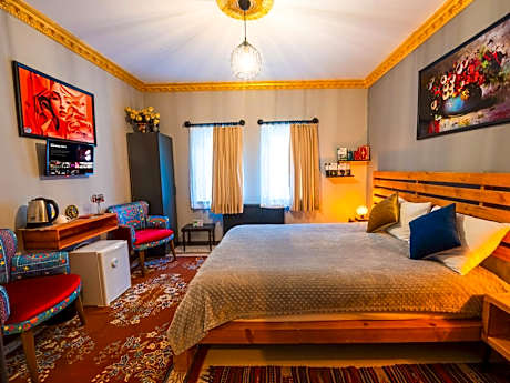 Double Room with Private Bathroom