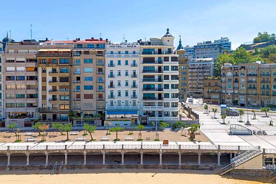 Hotel Niza