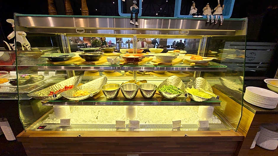 Hyunjin Tourist Hotel