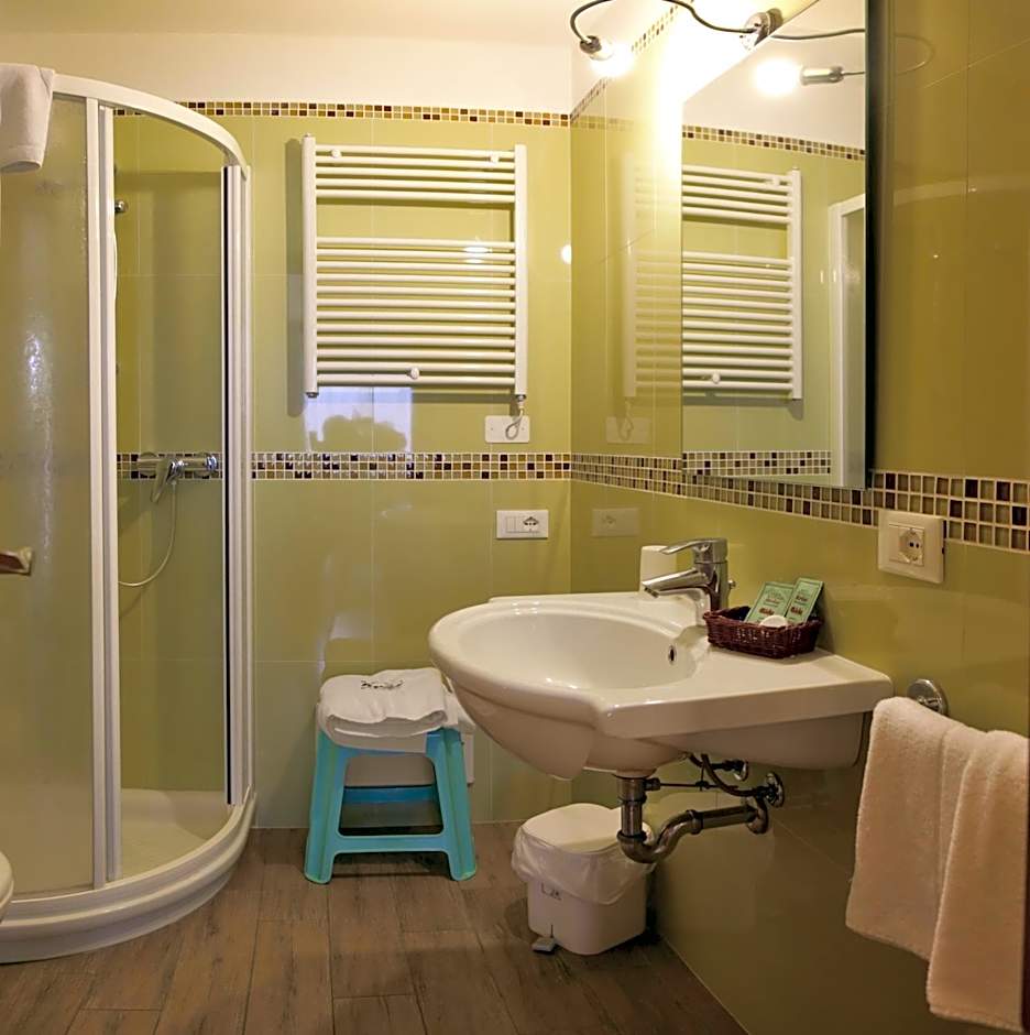 Front Lake Apartment Bardolino