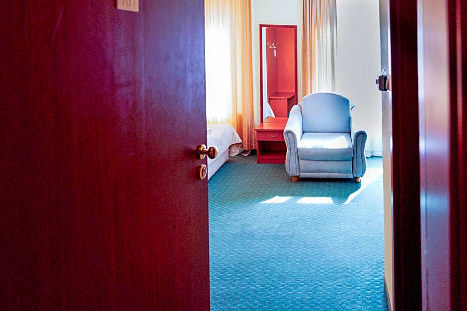 Dionis Hotel