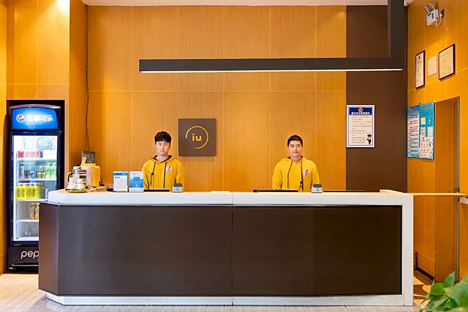 IU Hotel Zhanjiang Haibin Park Seaview Corridor