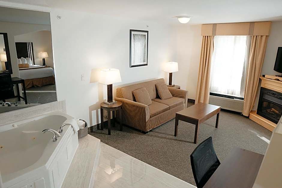 Ramada Limited Golden