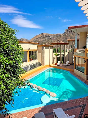 Hotel Paseo de la Presa