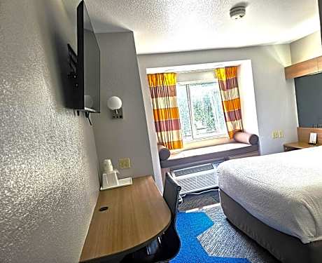 Microtel Inn & Suites By Wyndham Gatlinburg