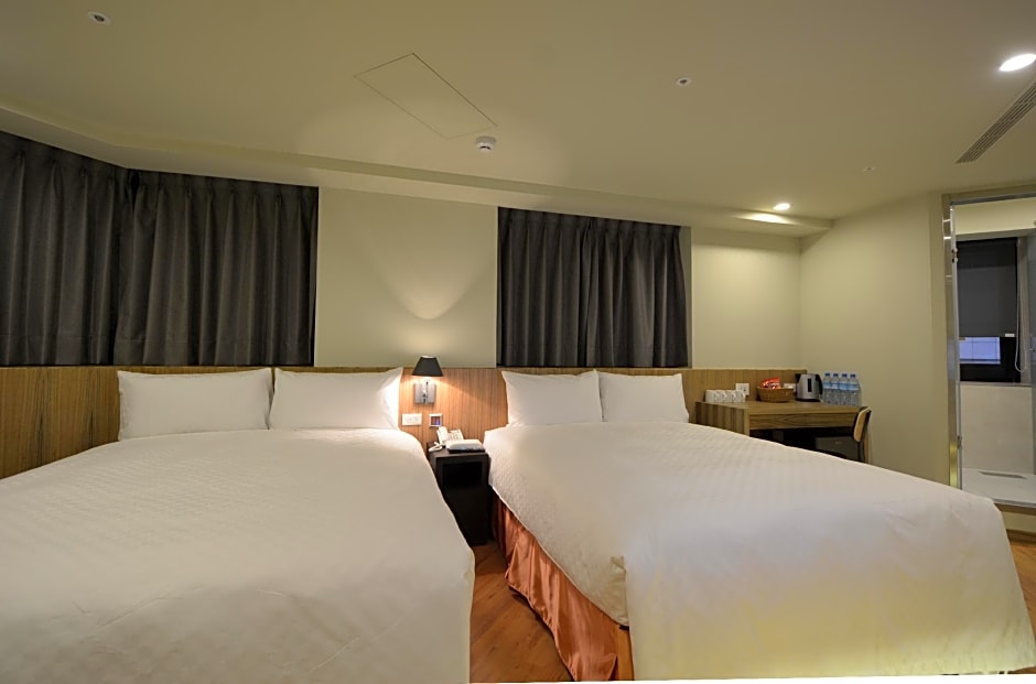 Smile Inn - Taipei Main Station