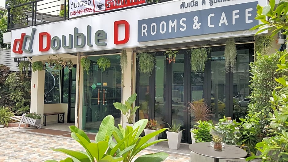 Double D Rooms Cafe