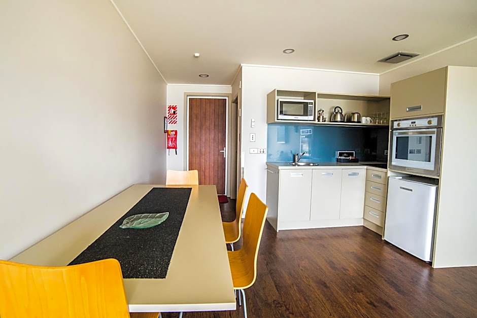 Marakura Deluxe Motel