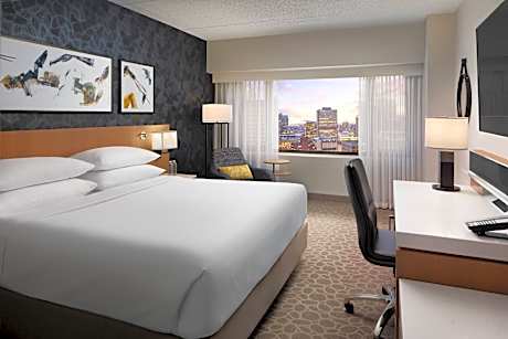 Delta Hotels by Marriott Chicago Willowbrook