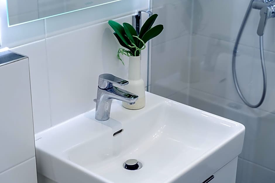 Hotel Altmünchen by Blattl