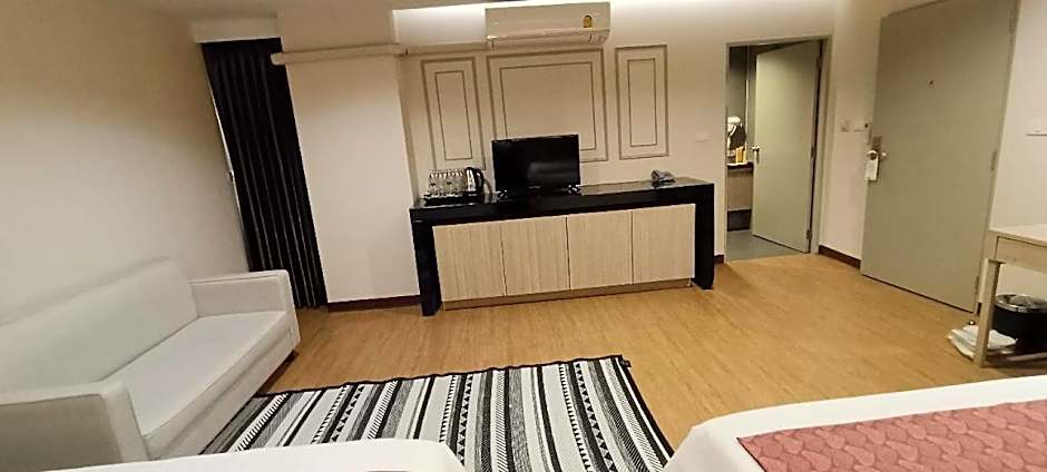 The Airport Courtyard Suvarnabhumi Airport