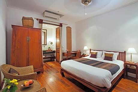 Standard Double or Twin Room with Terrace