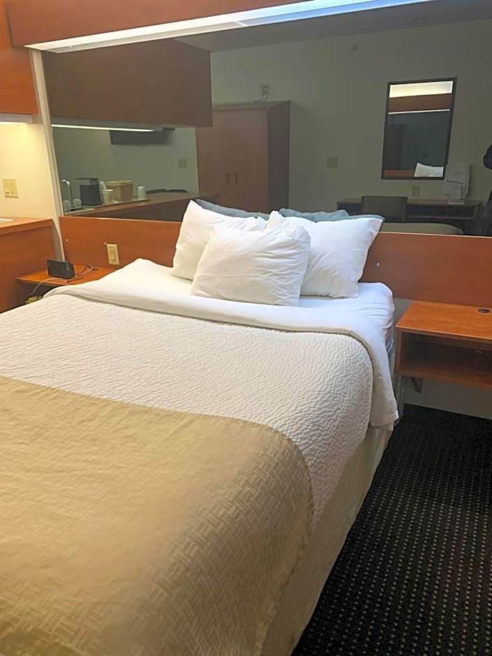 Microtel Inn & Suites By Wyndham Rice Lake