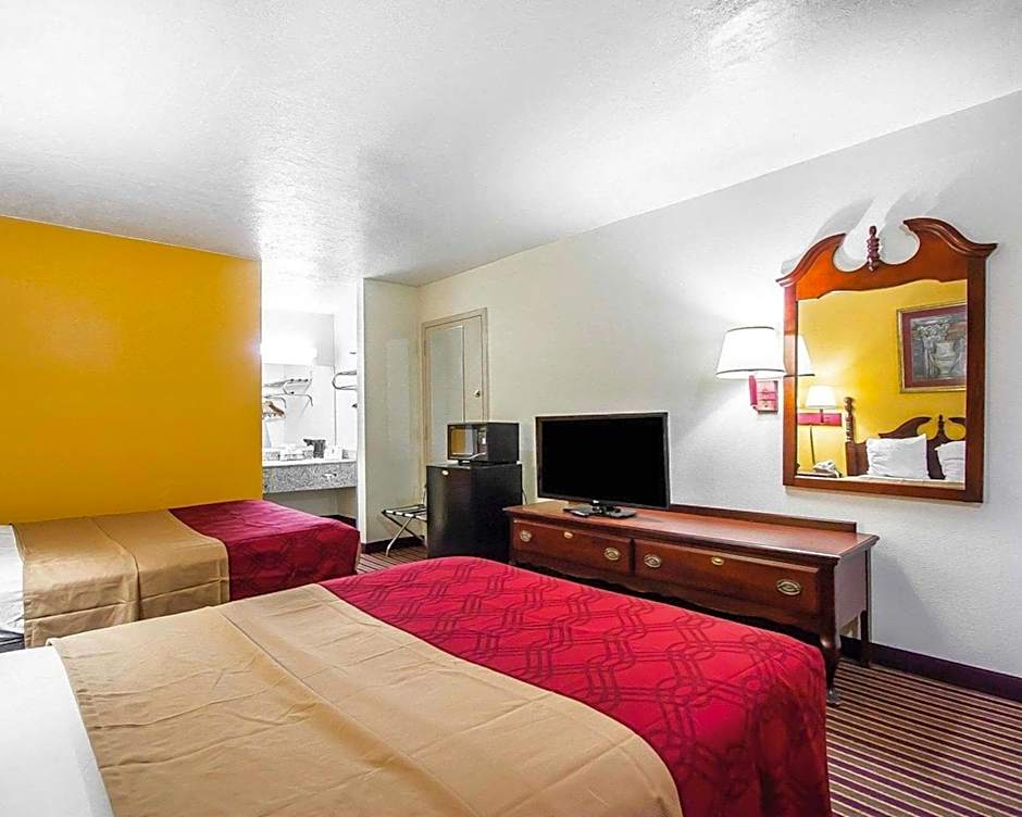 Econo Lodge Dyersburg