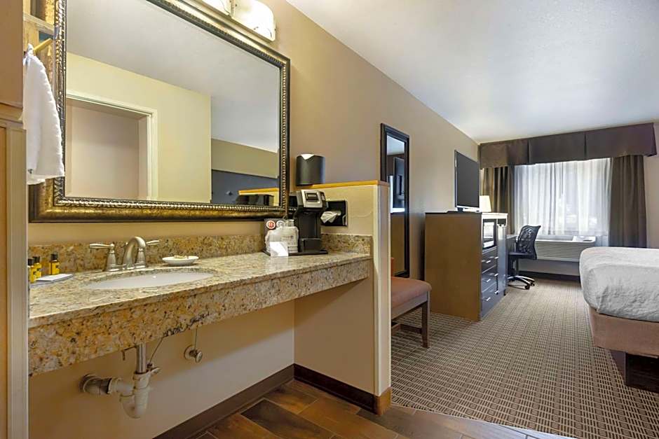 Best Western Plus Yakima Hotel