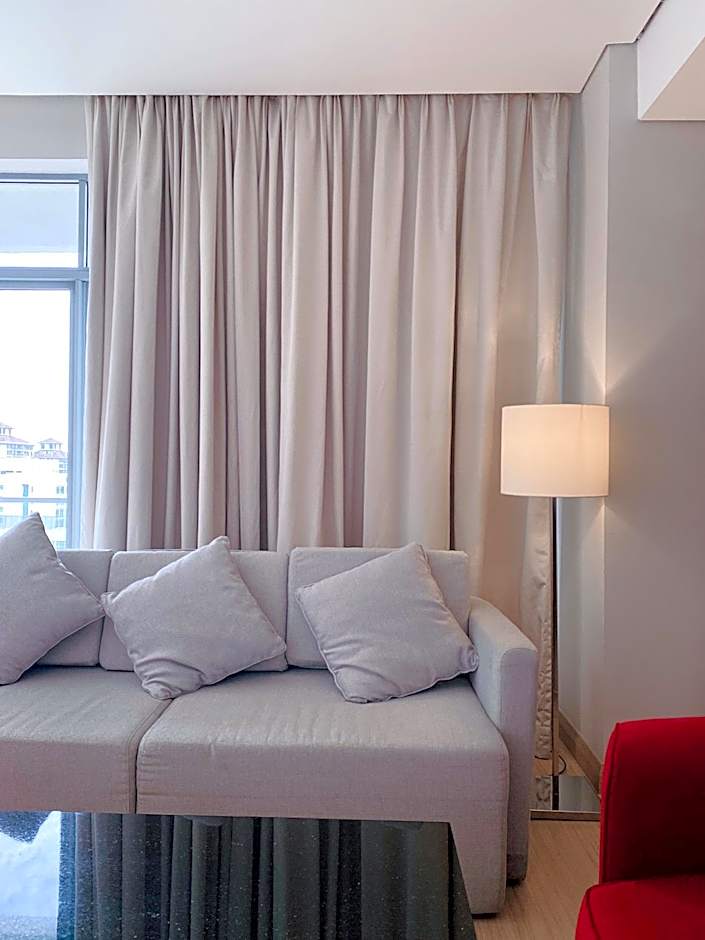 Straits Suite by C Homestay Malacca
