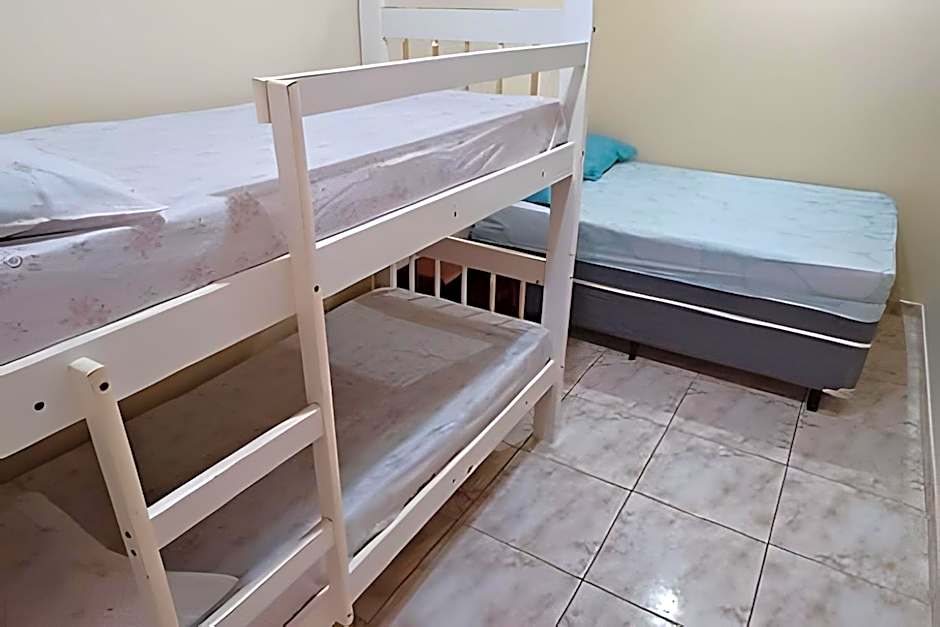 Casa com piscina pertinho do SESC Bertioga