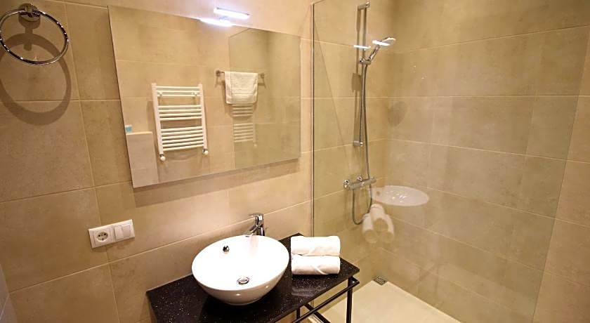 Super Luxury Apartments