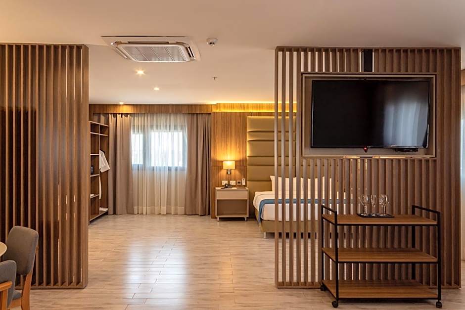 Tryp by Wyndham Asuncion