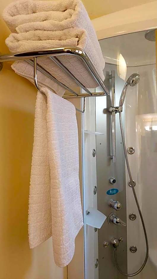Tornabuoni La Petite Suite