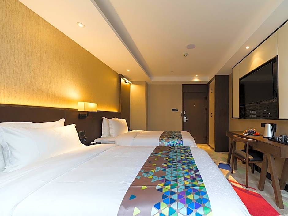 ZMAX Hotel Guangzhou Tianhe Sports Center East Metro Station